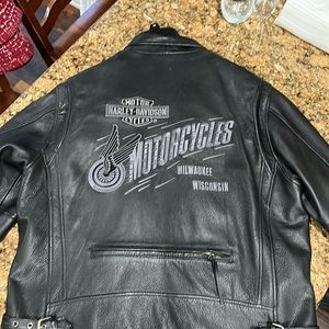 Warn a few times Harley Davidson leather jacket bought at Harley Davidson store